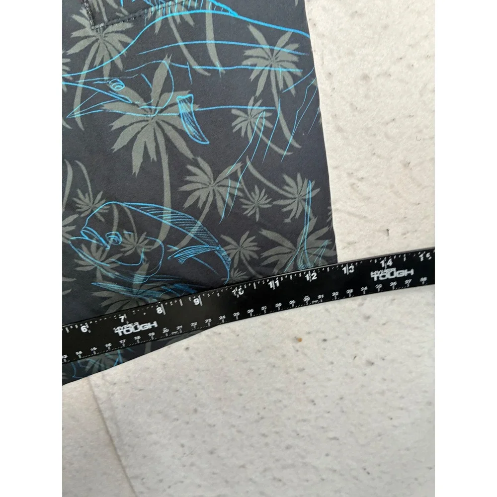 Huk Performance Fishing Shorts Mens Large Black Teal Tropical Palm Fish Print